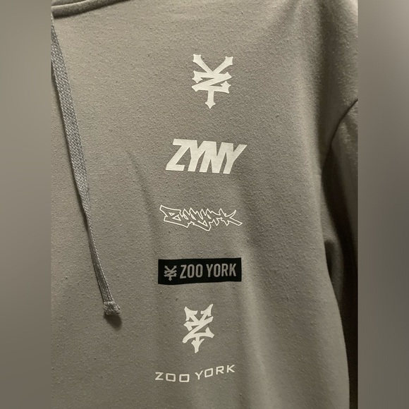 Zoo York Hoodie - Picture 2 of 4